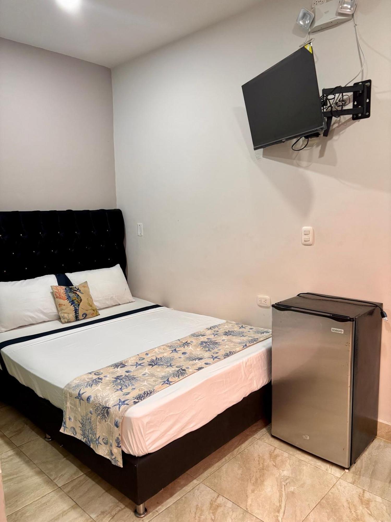 Avadia Del Mar Aparthotel Cartagena Exterior photo