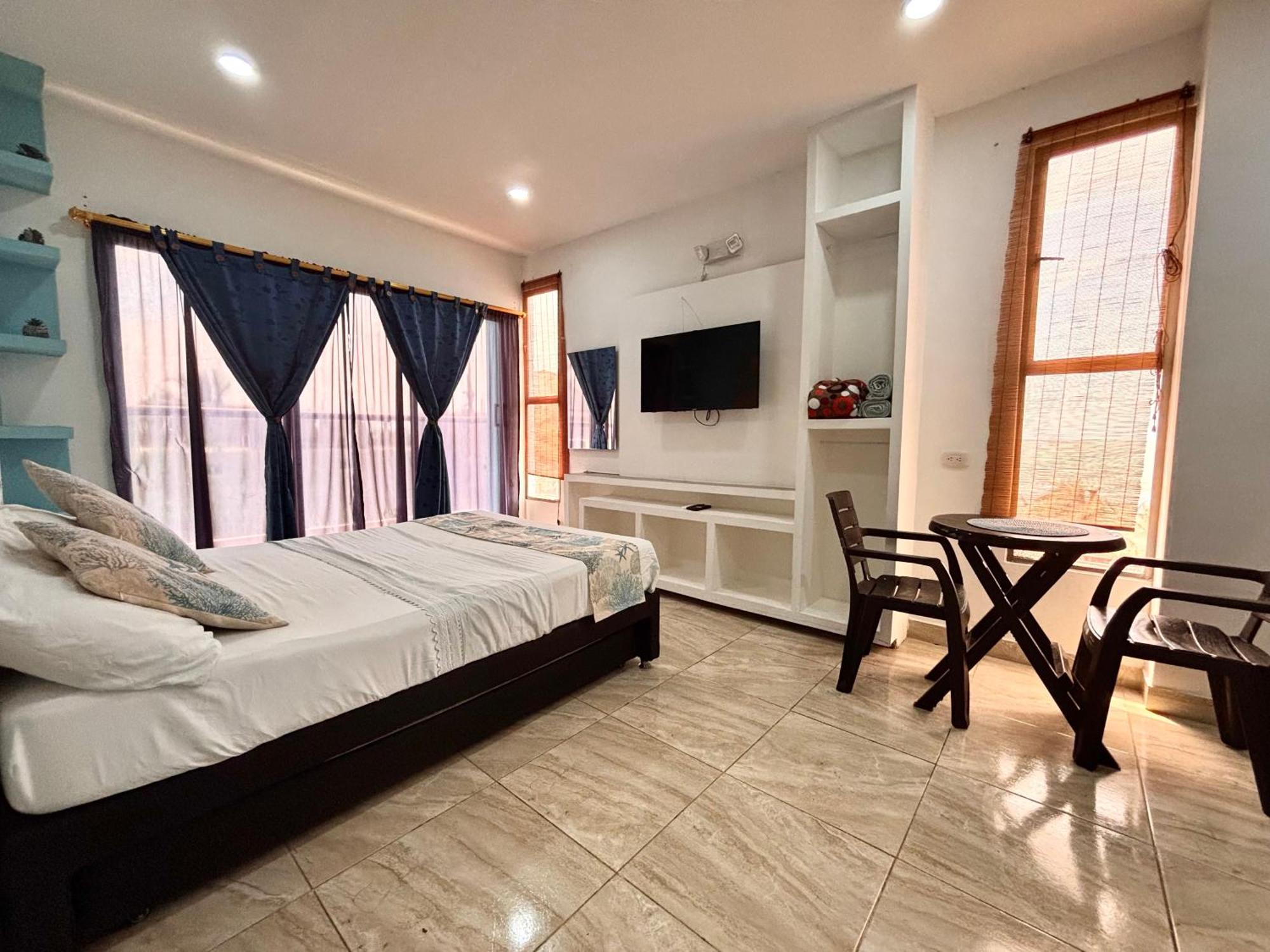 Avadia Del Mar Aparthotel Cartagena Exterior photo